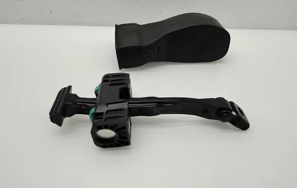 Volkswagen Touran III Front door check strap stopper 5TA837287 5TA837249A