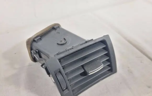 Audi A4 S4 B7 8E 8H Dashboard side air vent grill/cover trim 8E0820902F