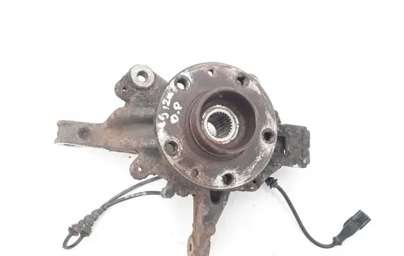 Renault Megane III Front wheel hub 400140080R
