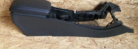 Mercedes-Benz A W176 Center console A1766800800
