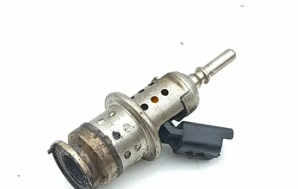 Peugeot 508 II AdBlue injector 9813930180