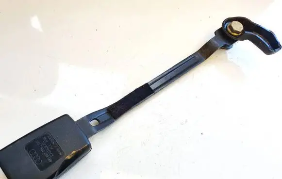 Audi A6 S6 C5 4B Front seatbelt buckle 4B0857755J 4b0857755