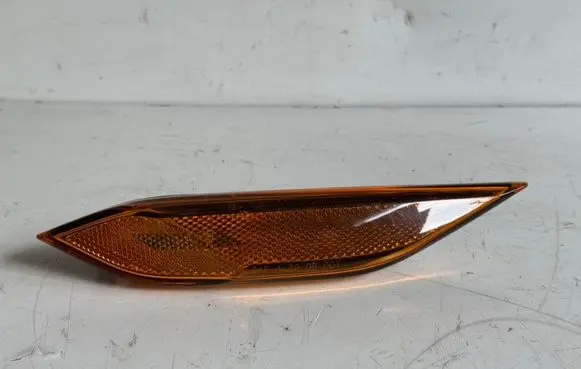 Porsche Cayenne (92A) Front fender indicator light 7P5949102 7P5949102A 7P5945072