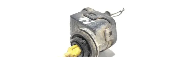 Headlight level adjustment motor