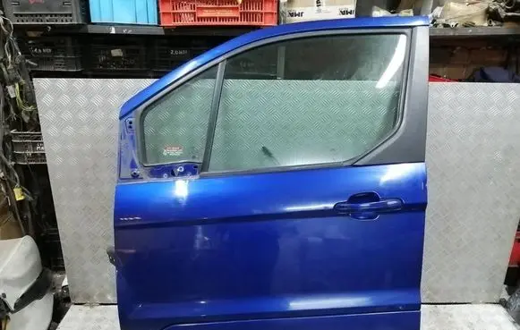 Ford Grand Tourneo Connect Front door