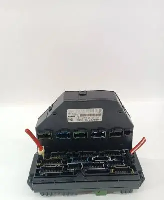 Mercedes-Benz E A207 Fuse box set A2129006012 A2129015304