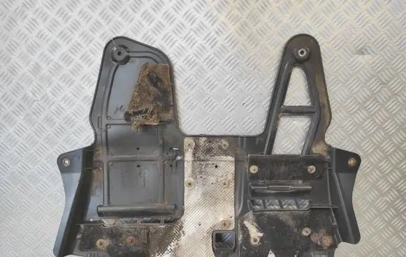 Fiat 500 Engine splash shield/under tray 51869824
