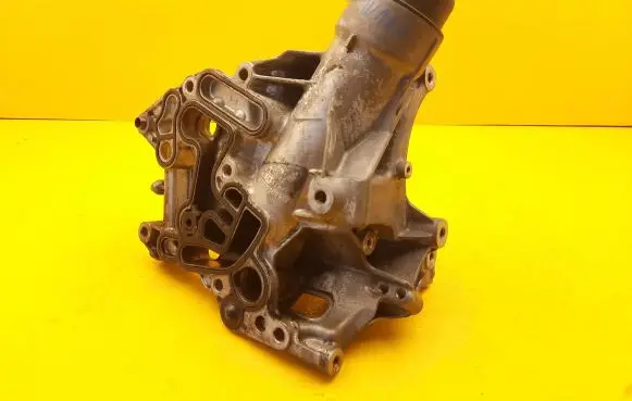 Mercedes-Benz GLE W167 Oil filter mounting bracket A6541805700