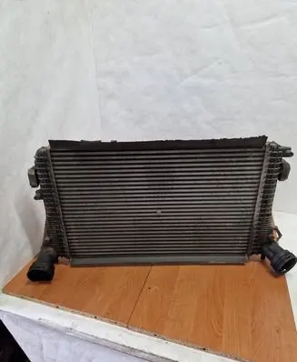 Volkswagen PASSAT B6 Intercooler radiator 3C0145805G