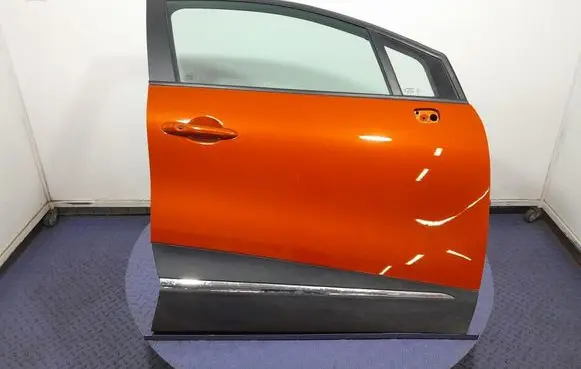 Renault Captur Front door 