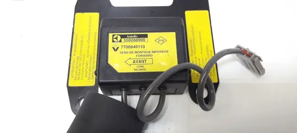 Renault Laguna I Airbag control unit/module 7700840110 550288900