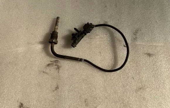 Volvo S60 Exhaust gas temperature sensor 31430937