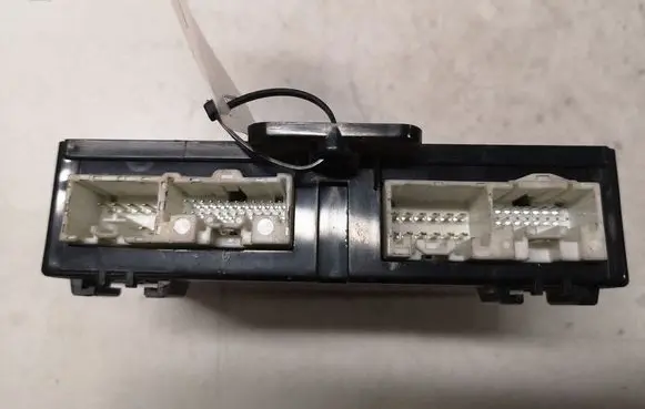 Mazda 5 Door central lock control unit/module CD3467560B K0216 06B25