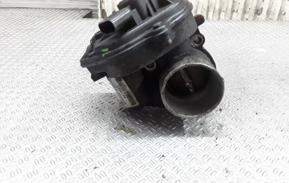 Ford Fiesta Throttle valve VP2S6U9E927F