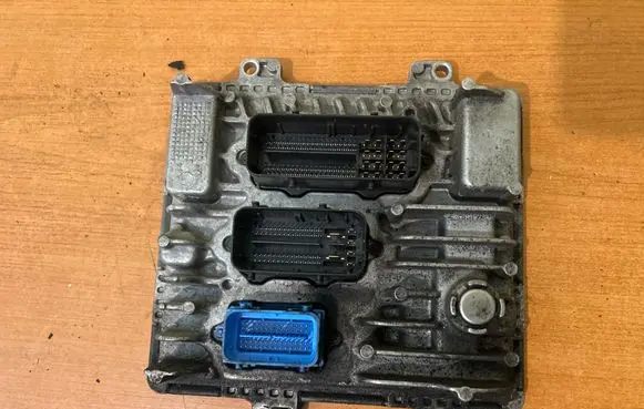 Opel Mokka Engine control unit/module 55491705 395357783 811526785