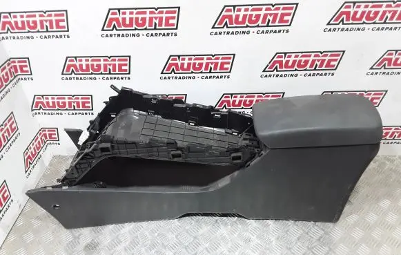 Hyundai Kona I Center console 84639K4510