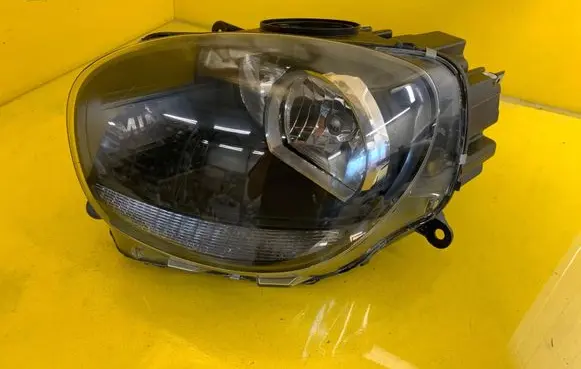 Mini Cooper Countryman F60 Headlight/headlamp 7390147-09