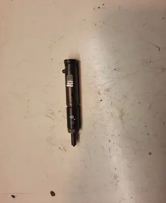 Opel Zafira A Fuel injector 29202472