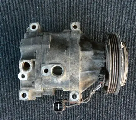 Toyota Yaris Air conditioning (A/C) compressor (pump) 4472206255