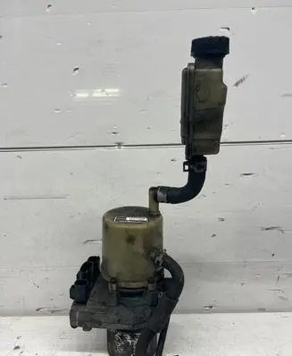 Mazda 3 I Power steering pump 03T50082 995097081 4Z08