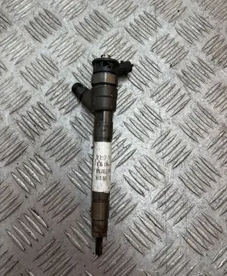 Nissan X-Trail T32 Fuel injector H8201055367 0445110414