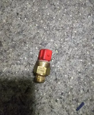 BMW 3 E46 Coolant temperature sensor 1741900
