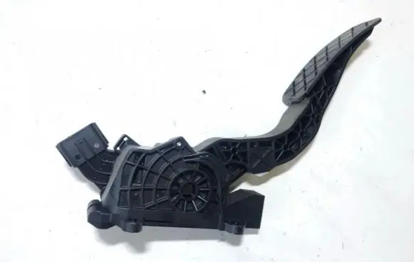 Skoda Fabia Mk3 (NJ) Accelerator throttle pedal 0280755337 1005750