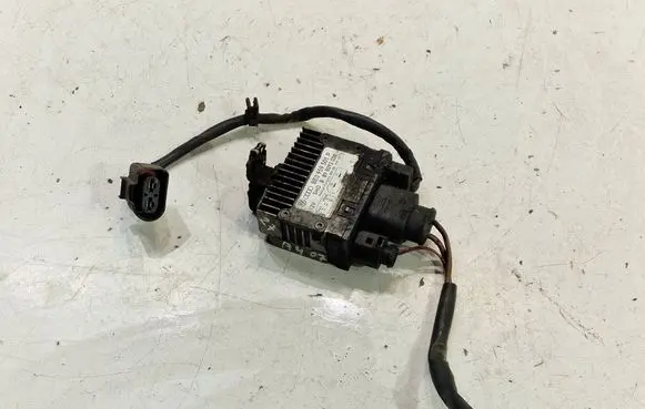 Audi A4 S4 B7 8E 8H Coolant fan relay 8E0959501P 898092000