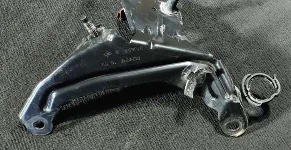 Renault Espace IV Other engine bay part 010657G 1603