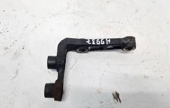 KIA Sorento Engine mounting bracket 