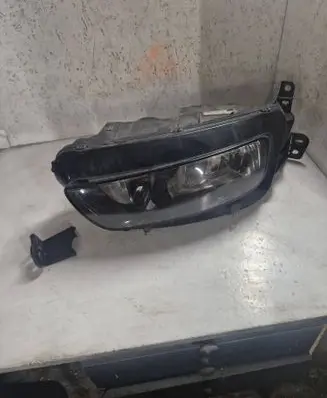 Citroen C4 II Picasso Headlight/headlamp 9675974980