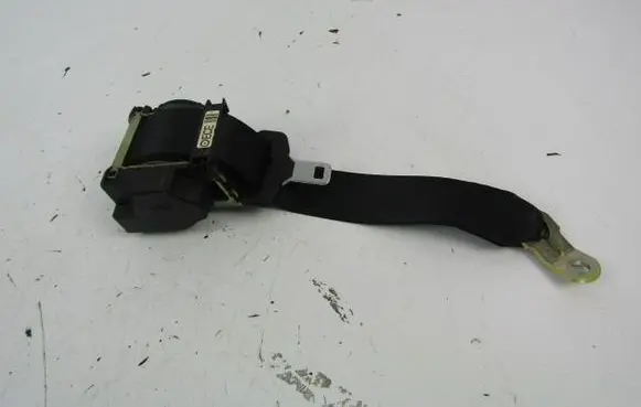 BMW X3 E83 Set of seat belts 