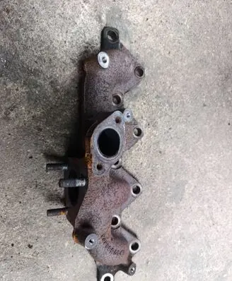 Opel Astra J Exhaust manifold 8980538800