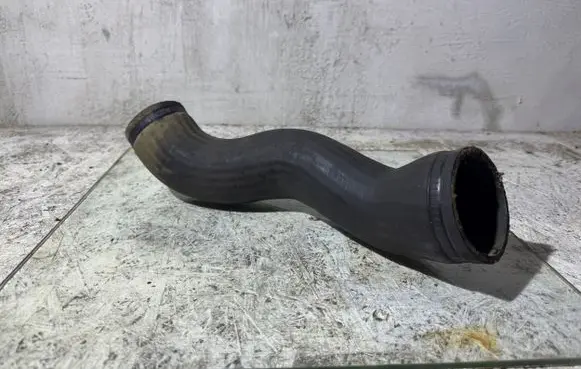 Volvo S60 Intercooler hose/pipe