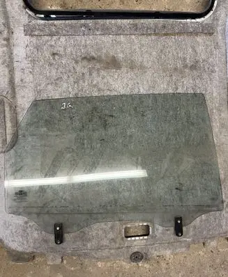 Hyundai Tucson JM Rear door window glass