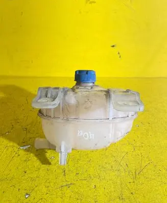 Coolant expansion tank/reservoir