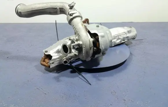 BMW 3 G20 G21 Turbo system vacuum part 8596261
