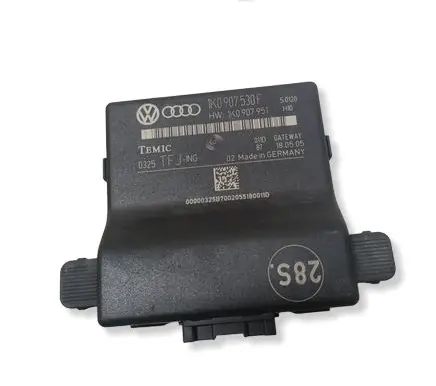 Volkswagen Touran I Gateway control module 1K0907530F 0325 1K0907951