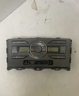 Toyota Auris 150 Climate control unit 5590002220