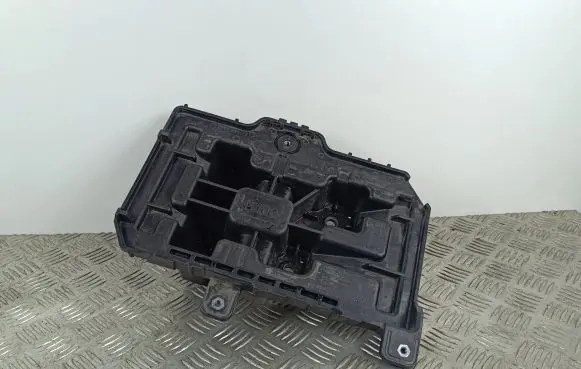 KIA Sorento Battery tray 