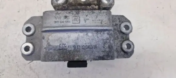 Volkswagen Golf VI Engine mount bracket 1K0199555
