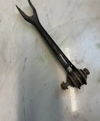BMW 7 G11 G12 Rear control arm 6861114