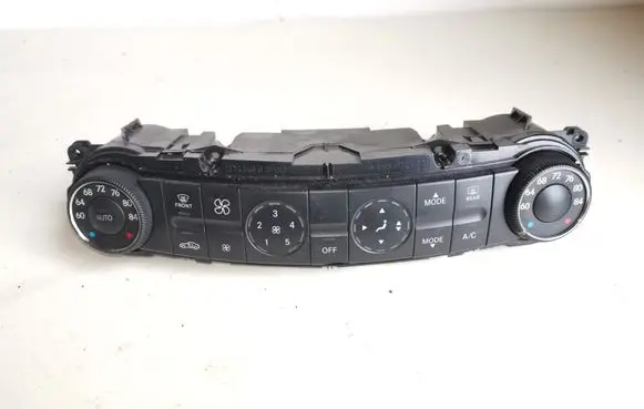 Mercedes-Benz E W211 Climate control unit 2118301885