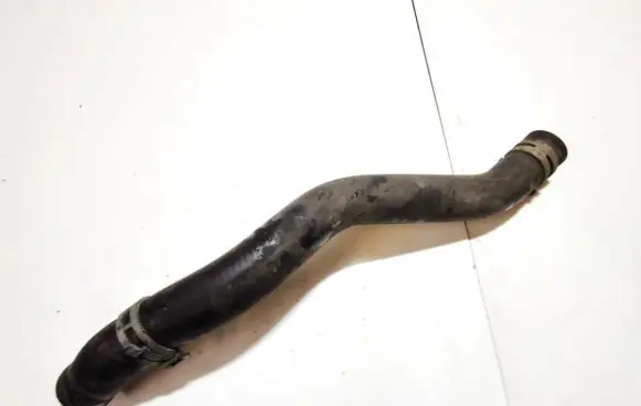 Volkswagen Polo IV 9N3 Engine coolant pipe/hose 6y0122073b