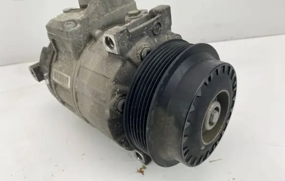 Mercedes-Benz E W212 Air conditioning (A/C) compressor (pump) A0022304511