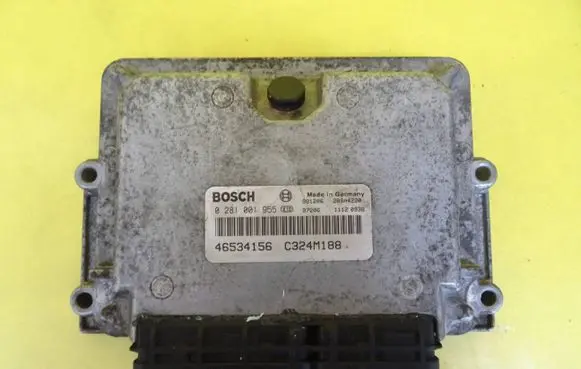 Fiat Punto (188) Engine control unit/module 46534156 0281001955
