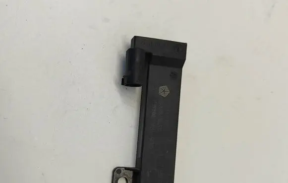 Dodge Challenger Keyless (KESSY) go control unit/module 68071978AA 1854190305 2810891700300