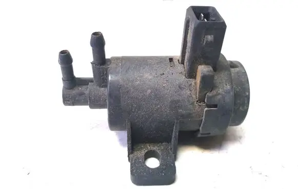 Renault Trafic II (X83) Turbo solenoid valve 7700113071