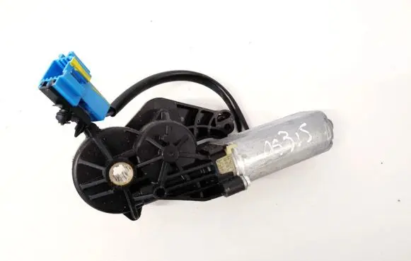 Mercedes-Benz E W211 Seat adjustment motor 0390203208 28059112-4