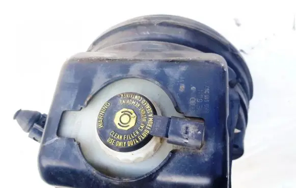 Master brake cylinder
